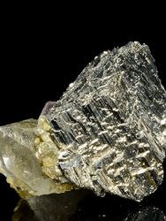 Arzenopyrit, fluorit, křišťál, siderit