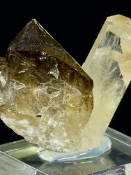 Topaz, záhněda