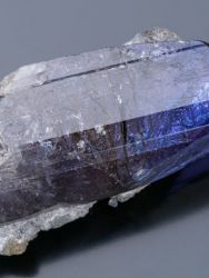 Tanzanit