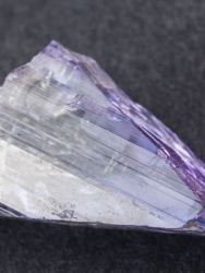 Tanzanit